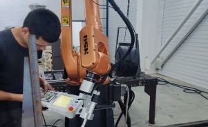 Монтаж и запуск в работу сварочного робота GSK в Тамбове